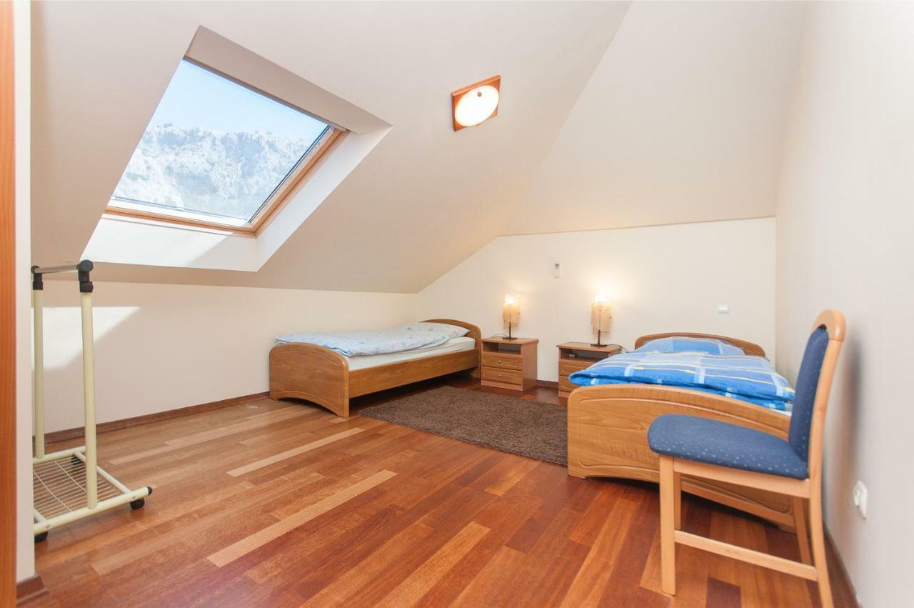 Modern New Flat Next To River Cetina Omiš Εξωτερικό φωτογραφία